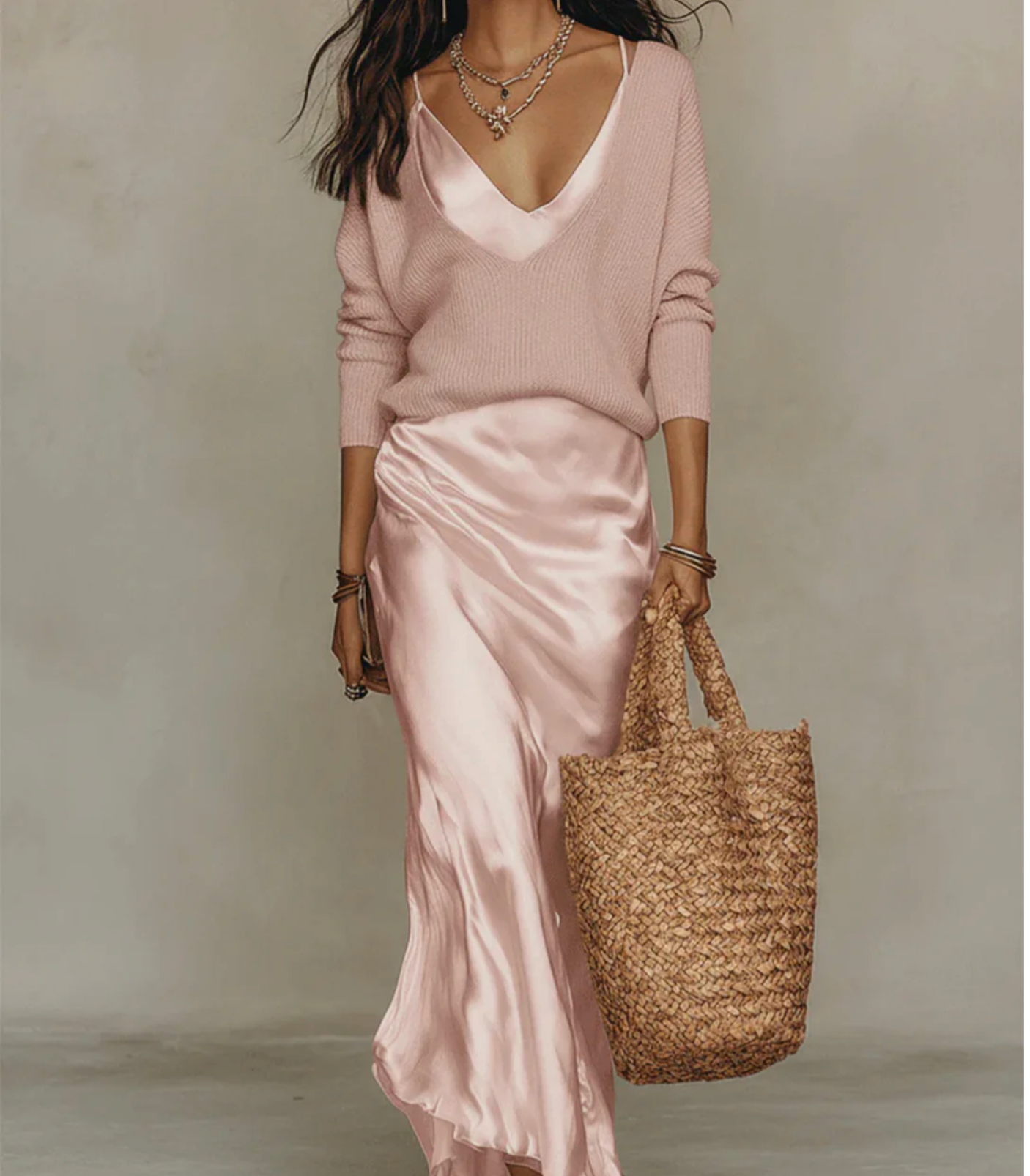 Elena | Vestido midi de satén con suéter incluido Precio regular