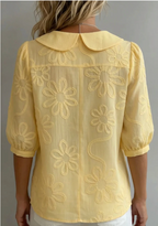 Elegante blusa floral