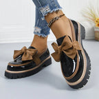 Mocasines con lazo brillante